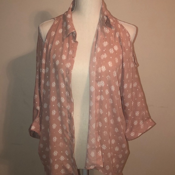 Forever 21 Button-Up - Picture 4 of 4